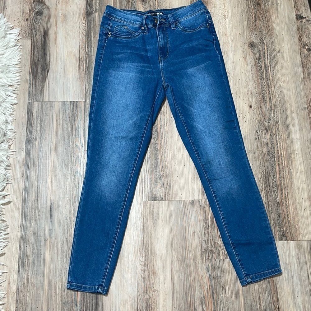 73 Jeans